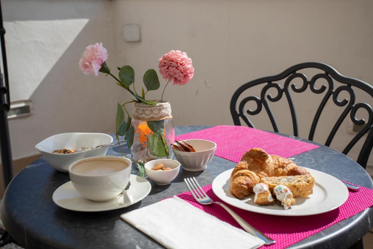 Dimora Sinibaldi Bed & Breakfast Palermo Exterior photo