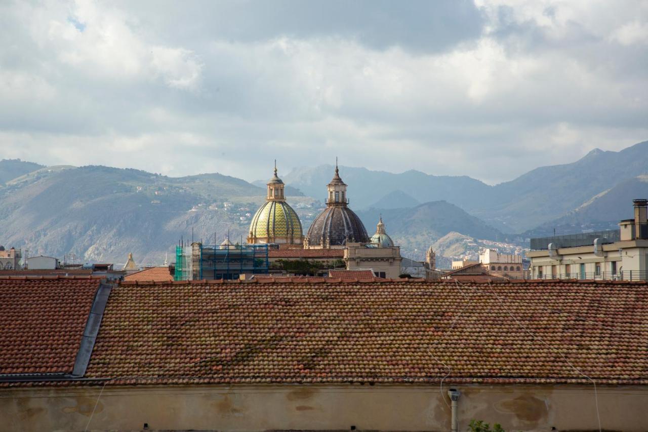 Dimora Sinibaldi Bed & Breakfast Palermo Exterior photo